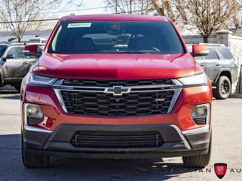 Used 2023 Chevrolet Traverse RS image 15