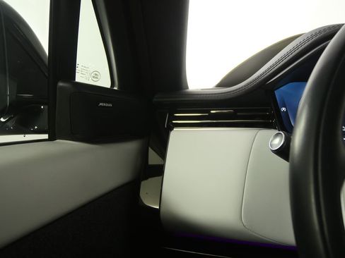 Used 2023 Land Rover Range Rover Sport SE image 22