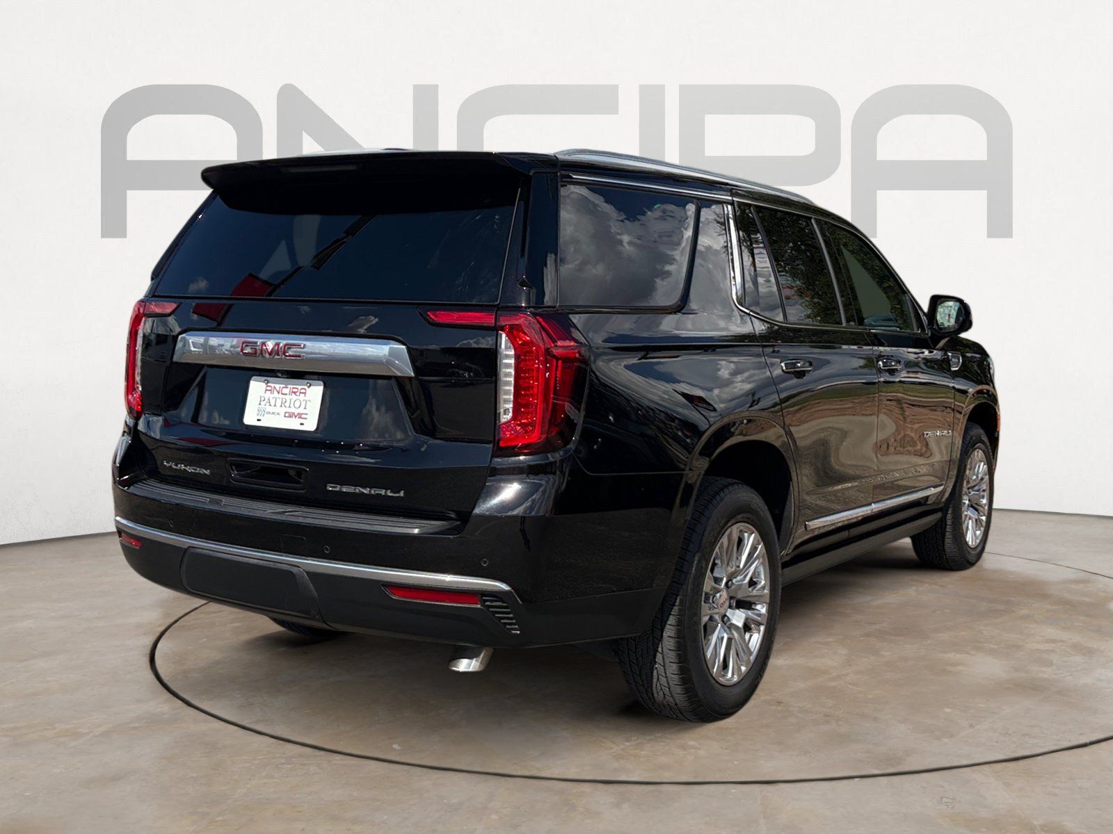 Used 2023 GMC Yukon Denali w/ LPO, Floor Liner Package RWD image 10