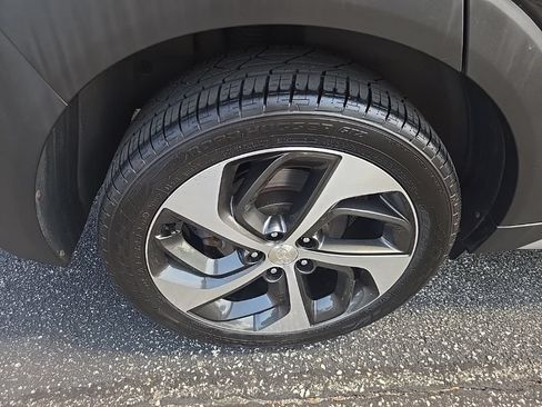 Used 2017 Hyundai Tucson Sport w/ Cargo Package AWD/4WD image 20
