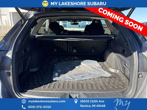 Used 2025 Subaru Outback Premium w/ Popular Package #1A image 17