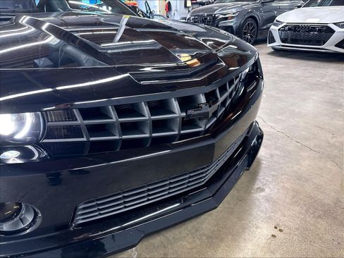 Used 2010 Chevrolet Camaro SS w/ RS Package RWD image 30