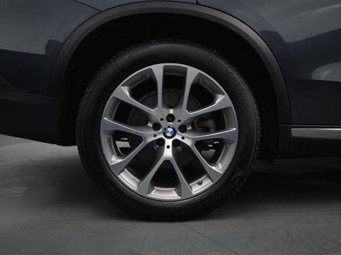 Used 2019 BMW X5 xDrive40i w/ Premium Package 2 image 18