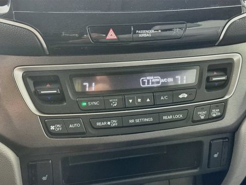Used 2022 Honda Pilot EX-L image 16