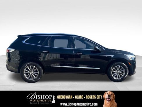 Used 2023 Buick Enclave Essence AWD/4WD image 12