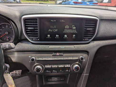 Used 2022 Kia Sportage Nightfall Edition FWD image 26