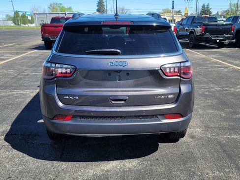 Used 2024 Jeep Compass Limited AWD/4WD image 5