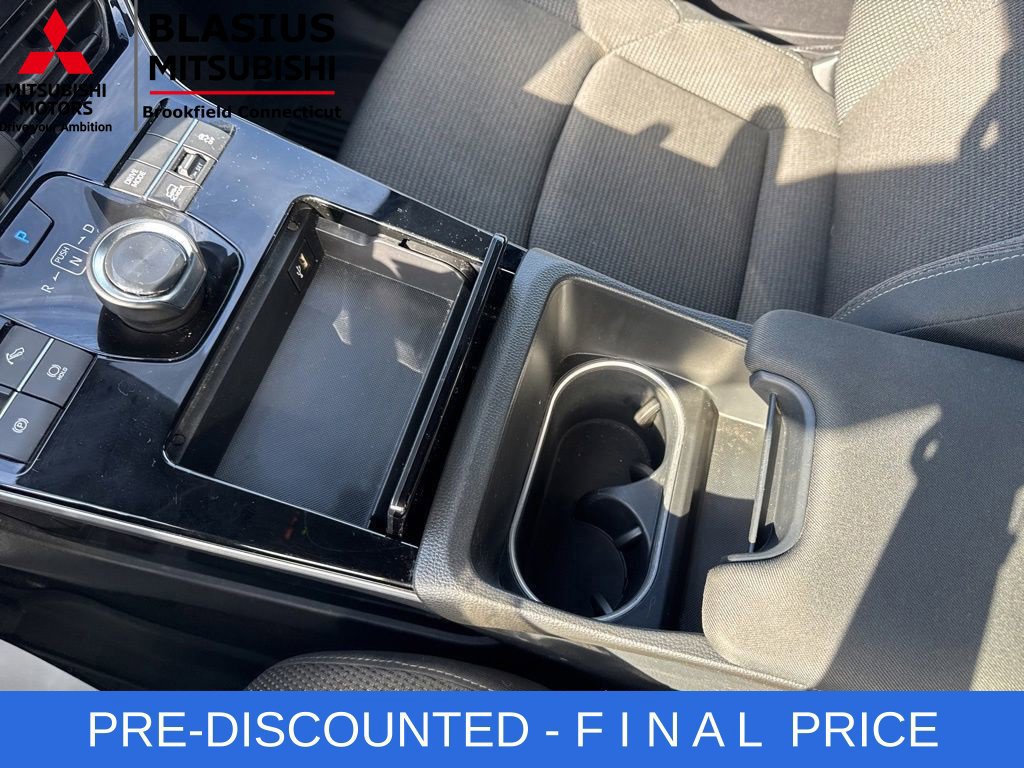 Used 2023 Subaru Solterra AWD image 21