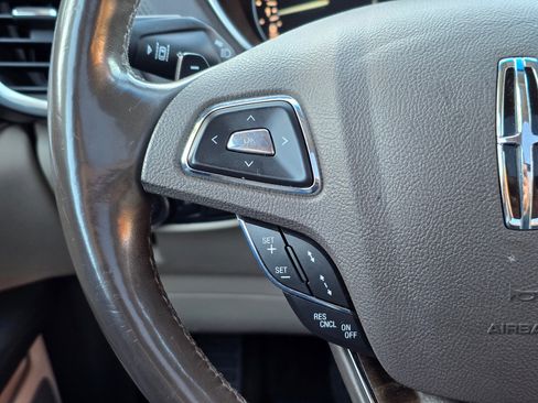 Used 2018 Lincoln MKX Reserve w/ Luxury Package image 28