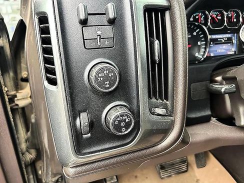 Used 2014 Chevrolet Silverado 1500 LTZ Z71 w/ LTZ Plus Package AWD/4WD image 40