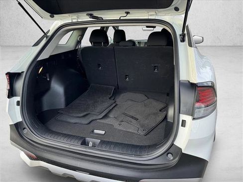 Used 2024 Kia Sportage LX image 8