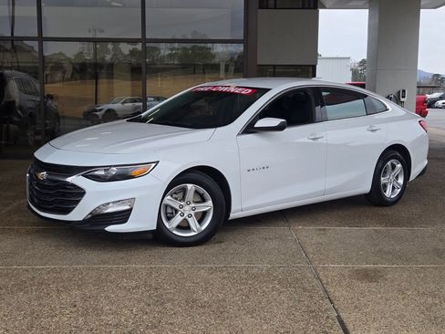 Used 2024 Chevrolet Malibu LT FWD image 1