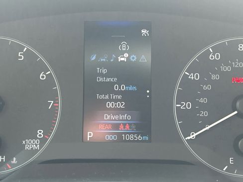 Used 2025 Toyota Corolla LE w/ Convenience Package FWD image 12