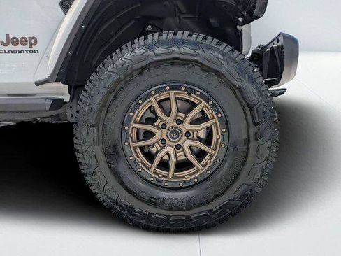 Certified 2022 Jeep Gladiator Mojave w/ LED Lighting Group AWD/4WD image 10
