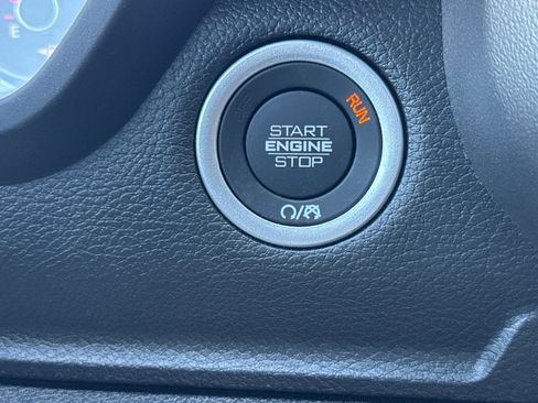 New 2026 RAM 1500 4x4 Crew Cab image 20