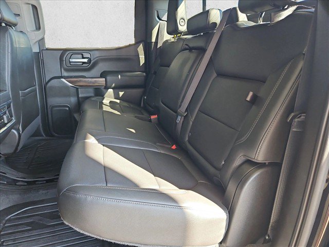 Used 2020 GMC Sierra 1500 SLT RWD image 19