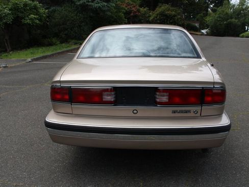 Used 1992 Buick Le Sabre Limited FWD image 10