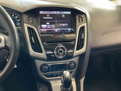 Used 2013 Ford Focus SE image 15