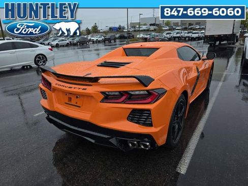 Used 2023 Chevrolet Corvette Stingray Premium Conv w/ Z51 Performance Package RWD image 4
