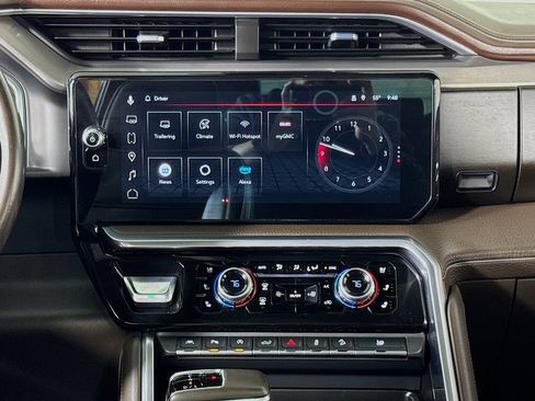 Used 2023 GMC Sierra 1500 Denali AWD/4WD image 13