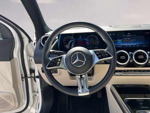 Certified 2026 Mercedes-Benz GLA 250 4MATIC image 12