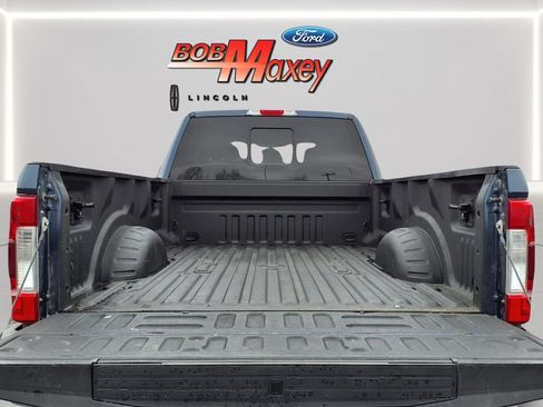 Used 2018 Ford F350 XLT w/ XLT Premium Package AWD/4WD image 9
