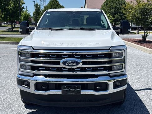 Used 2025 Ford F350 Lariat w/ Camper Package AWD/4WD image 2