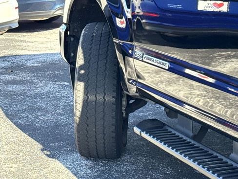 Used 2022 Ford F250 Lariat w/ Lariat Value Package image 39