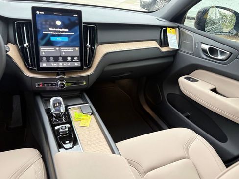 New 2026 Volvo XC60 B5 Plus w/ Protection Package Premier image 13