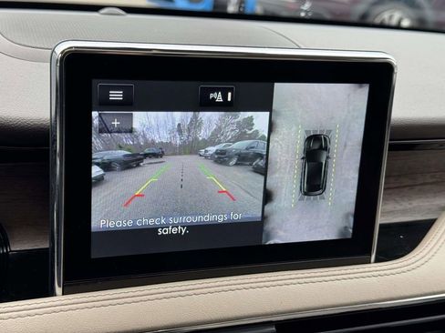 Used 2022 Lincoln Corsair Reserve w/ Equipment Group 201A image 4