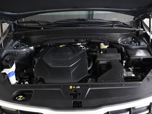 Used 2025 Kia Telluride S FWD image 21