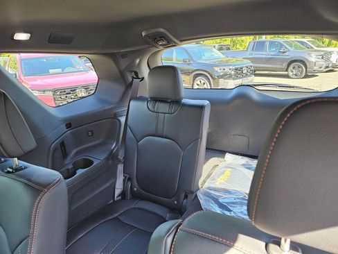 New 2026 Honda Pilot TrailSport image 23