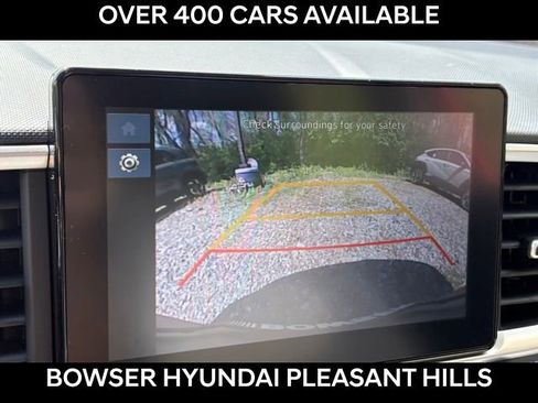 New 2026 Hyundai Venue SEL FWD image 9