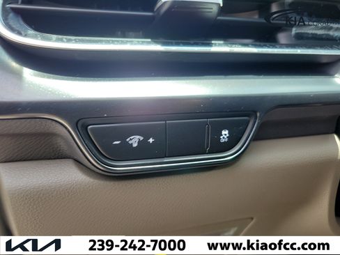 New 2026 Kia Carnival LX FWD image 24