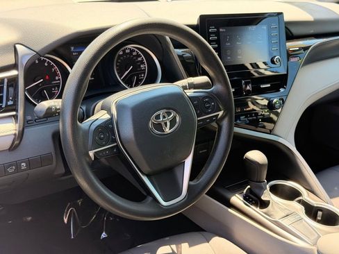 Used 2024 Toyota Camry LE FWD image 17