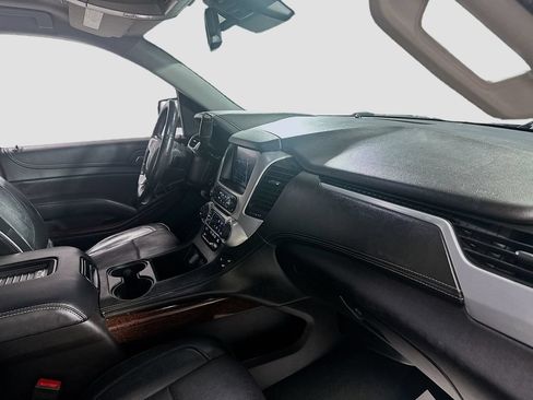 Used 2017 GMC Yukon SLT AWD/4WD image 35