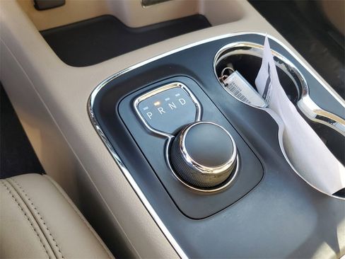 Used 2014 Dodge Durango Limited w/ Mopar Chrome Appearance Group image 31