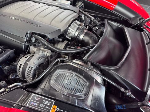 Used 2019 Chevrolet Corvette Stingray Coupe w/ 1LT image 37