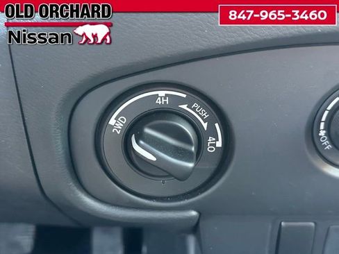 Used 2023 Nissan Frontier SV w/ Midnight Edition Package image 18