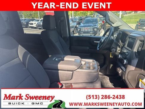 Used 2023 GMC Sierra 2500 Pro w/ Convenience Package image 6