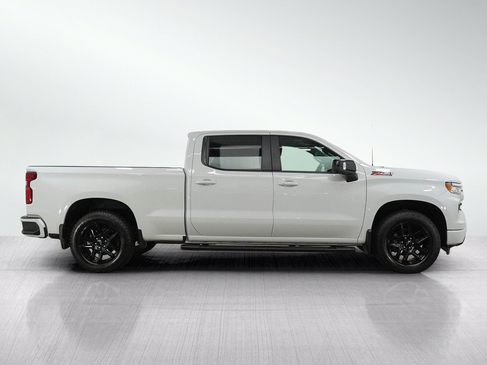 Used 2024 Chevrolet Silverado 1500 RST AWD/4WD image 6