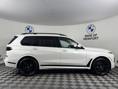 Used 2027 BMW X7 xDrive40i w/ Executive Package AWD/4WD image 5