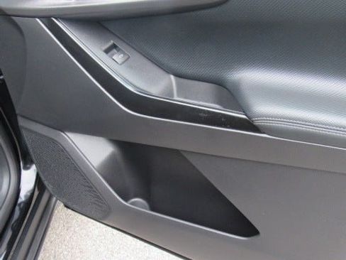 Used 2026 Chevrolet Equinox LT AWD/4WD image 13