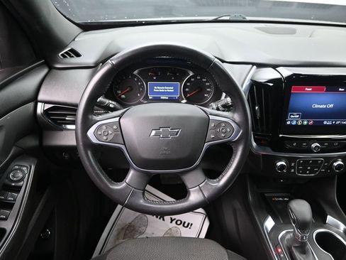 Used 2022 Chevrolet Traverse LT w/ Midnight/Sport Edition image 23