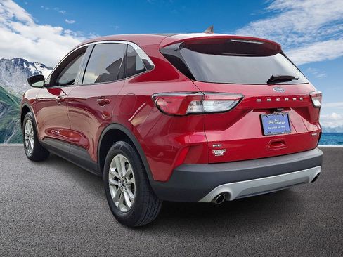 Certified 2022 Ford Escape SE w/ Convenience Package image 3
