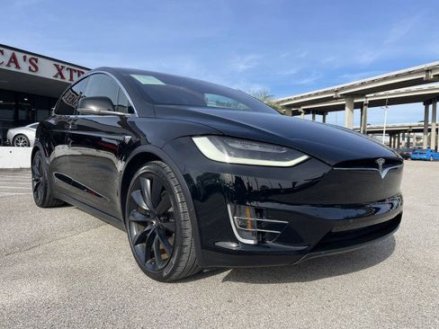 Used 2018 Tesla Model X 100D image 7