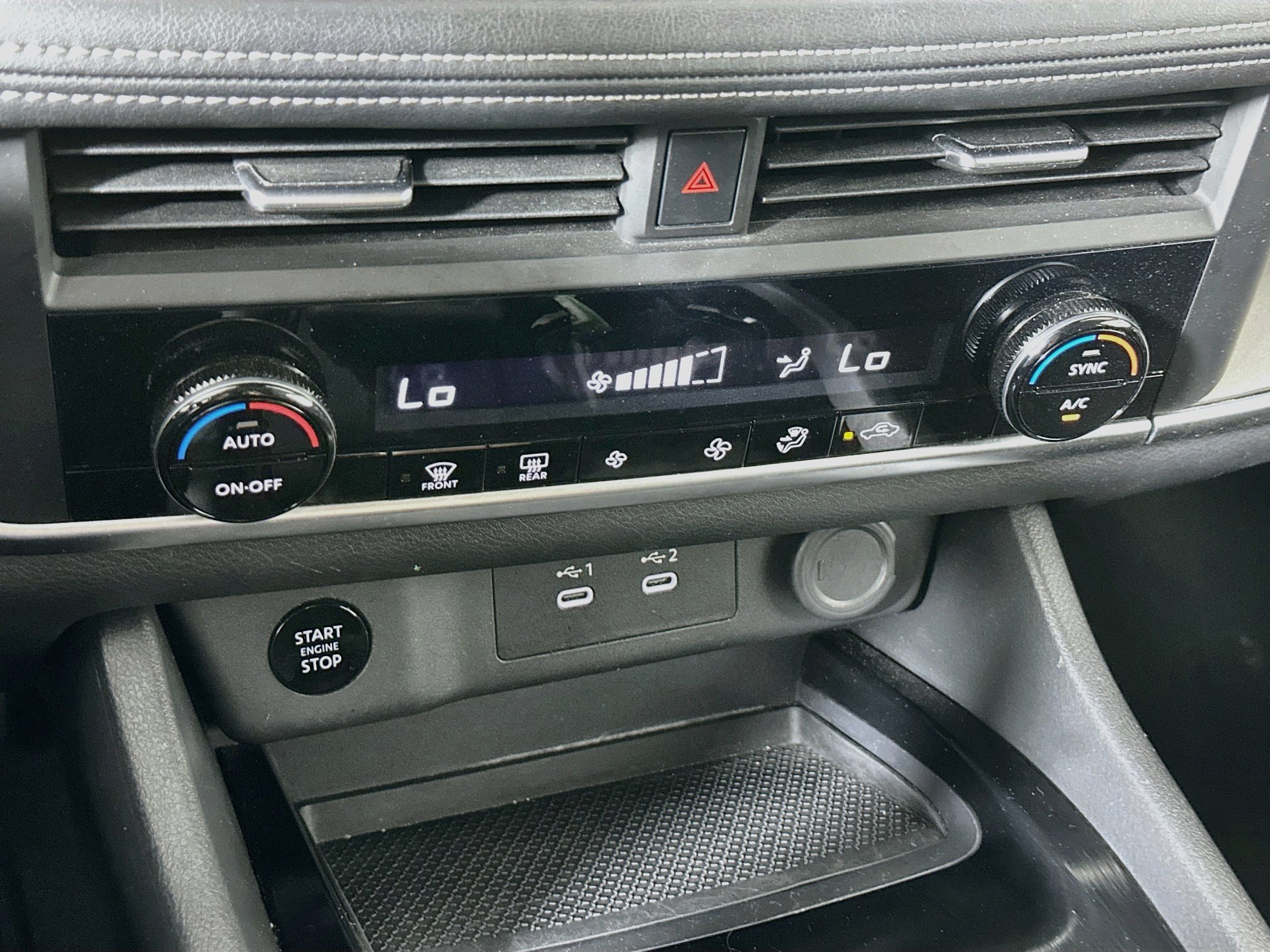 Used 2025 Nissan Rogue SV FWD image 22