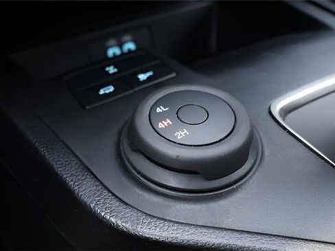 Used 2023 Ford Ranger XLT w/ Equipment Group 301A Mid image 22