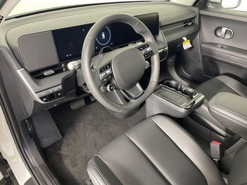 New 2026 Hyundai Ioniq 5 SEL AWD/4WD image 2
