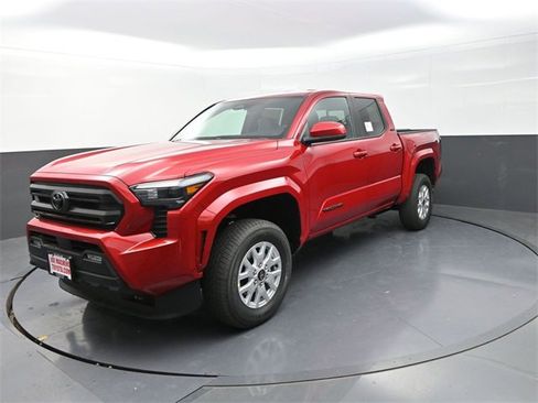 New 2025 Toyota Tacoma SR5 image 3